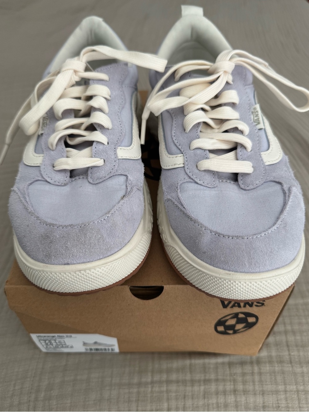 Vans Women’s Ultrarange Neo VR3 Surf Essentials periwinkle blue cream - size 9
